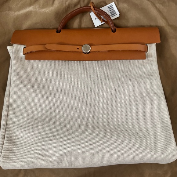 Hermes Herbag 39 Tan and Cream Canvas Bag - Picture 16 of 16